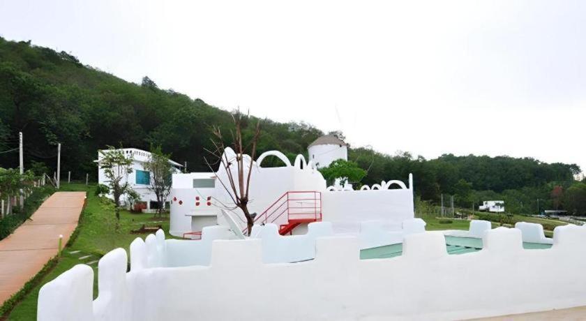 더 부다 리조트 무아클렉 무악렉 외부 사진